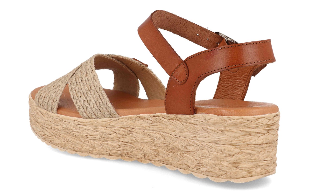 Sandalia de plataforma para mujer modelo 226 con palas de yute trenzado cruzadas y tira de tobillo en piel color marrón.