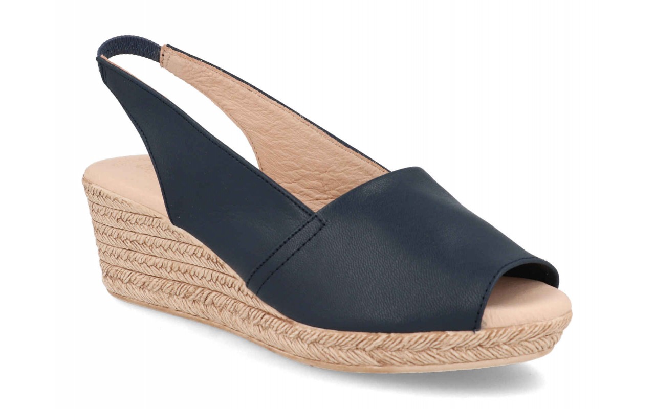 Sandalias de cuña para mujer tipo abarca modelo 300 de la marca Digo Digo en colores blanco, negro, platino metalizado, rojo y azul marino.