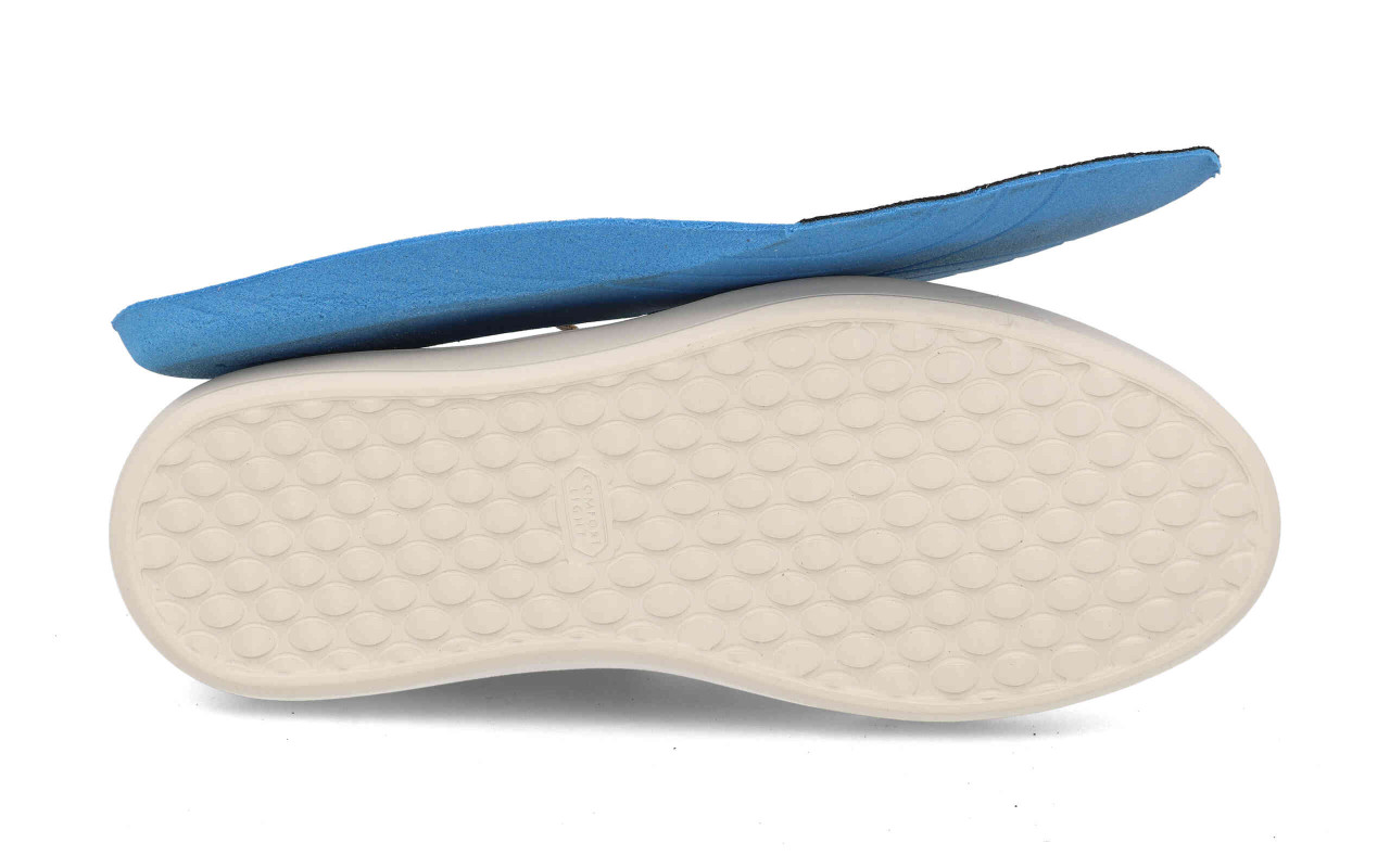 Mocasín de piel para hombre modelo 4143 disponible en varios colores (negro, marino, rojo, amarillo).